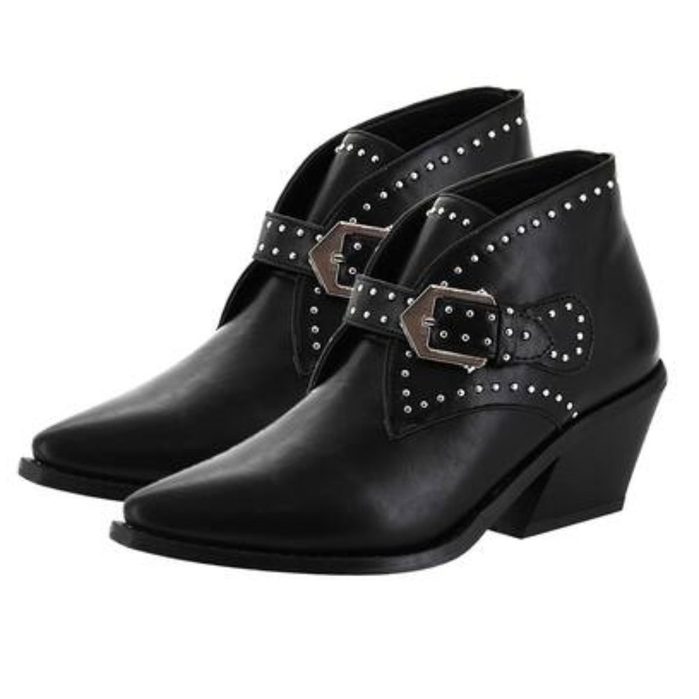 NWT Seven7 Women's Dallas Studded Western Ankle Boot - Black - Size 7